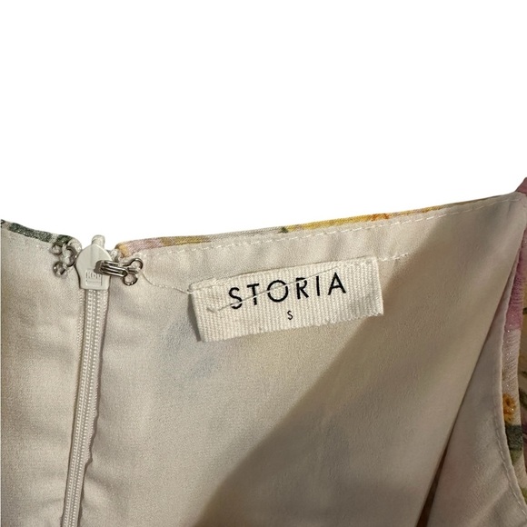 Storia Floral Maxi Dress in Pastel Hues Romantic Feminine Size Small Mama Mia - Picture 9 of 12